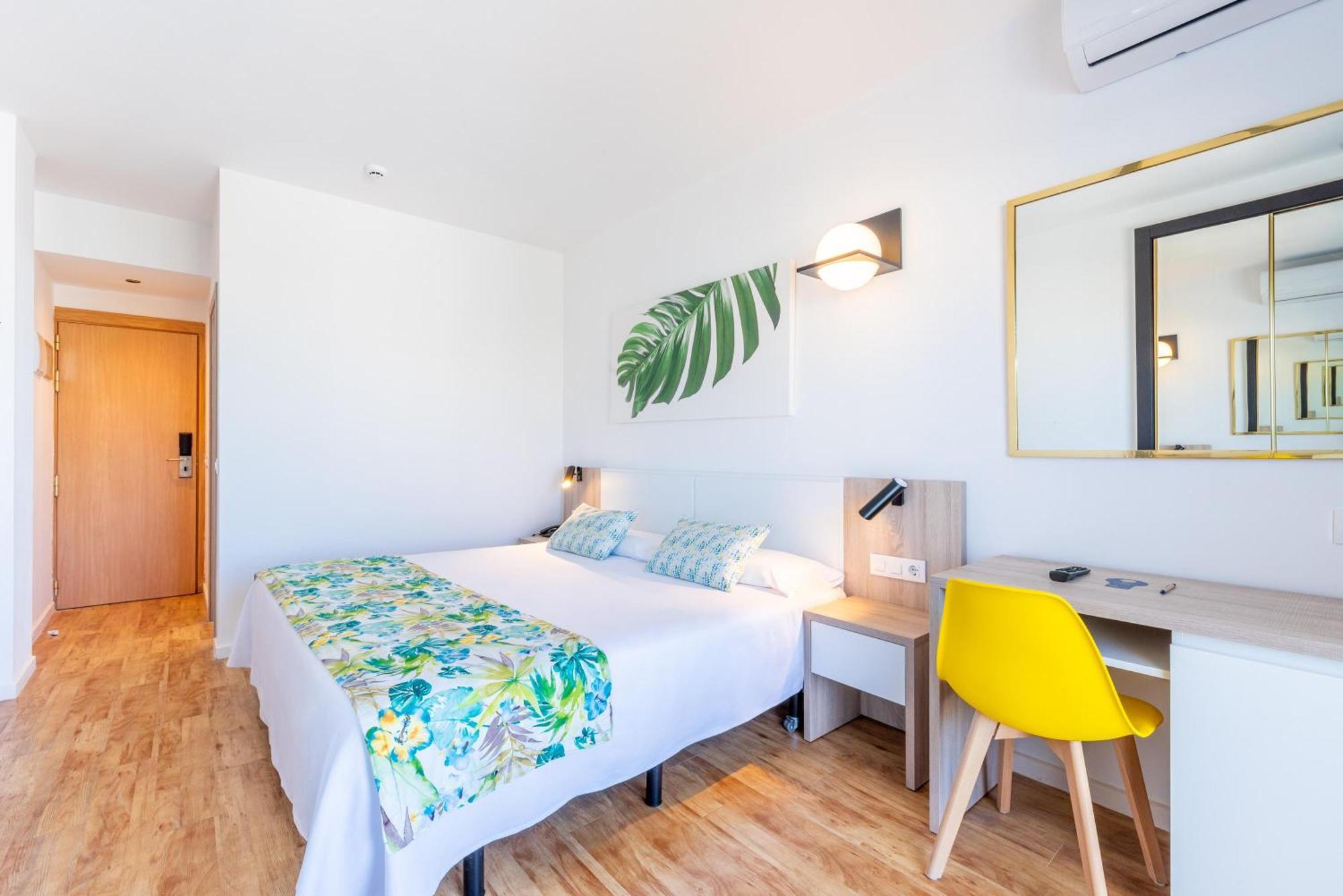 Thb San Fermin Hotel Benalmadena Ngoại thất bức ảnh
