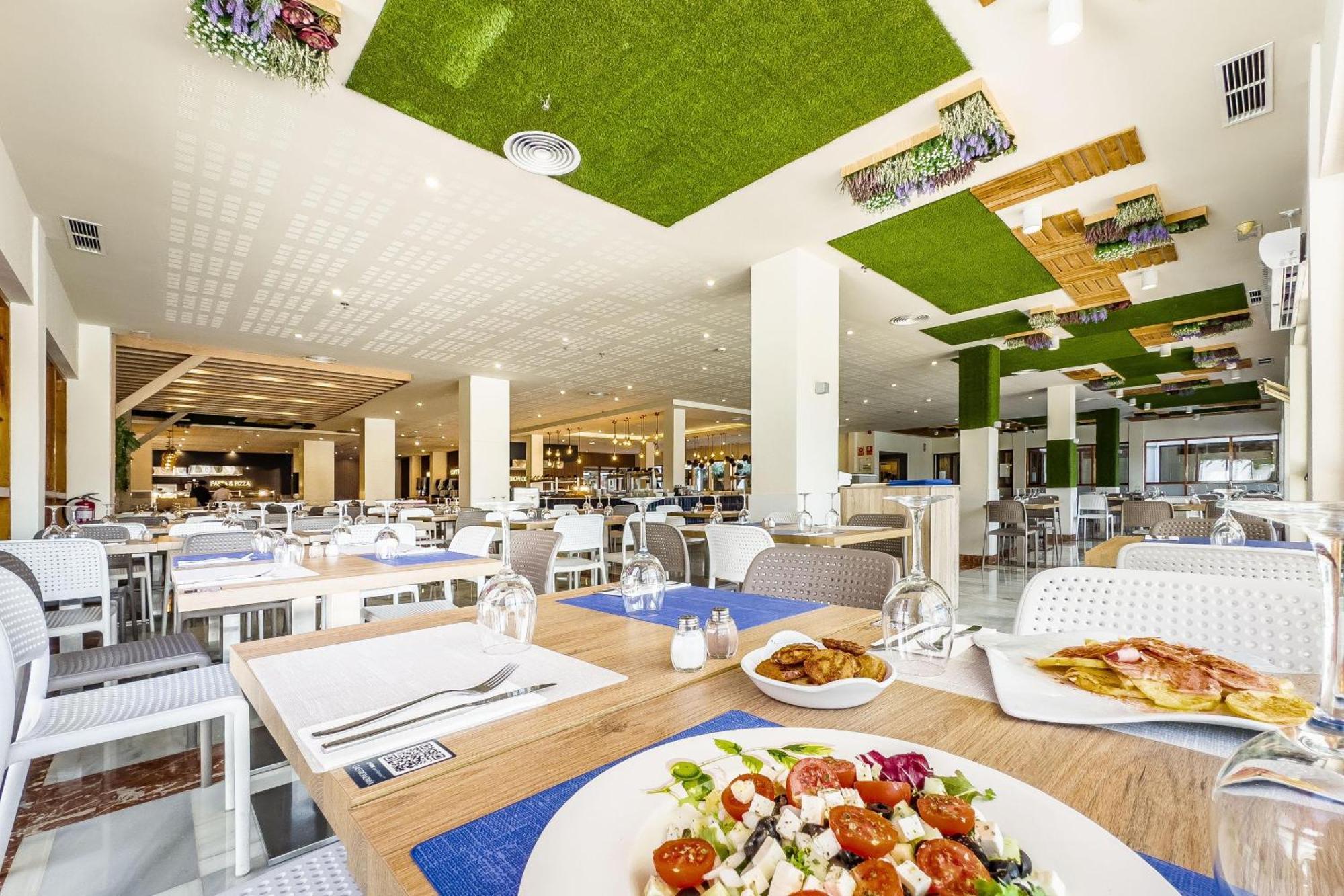 Thb San Fermin Hotel Benalmadena Ngoại thất bức ảnh