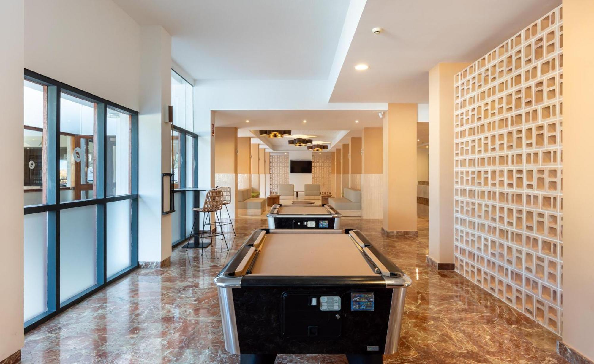 Thb San Fermin Hotel Benalmadena Ngoại thất bức ảnh