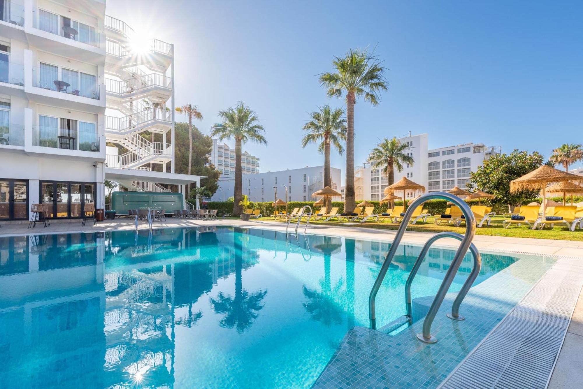 Thb San Fermin Hotel Benalmadena Ngoại thất bức ảnh